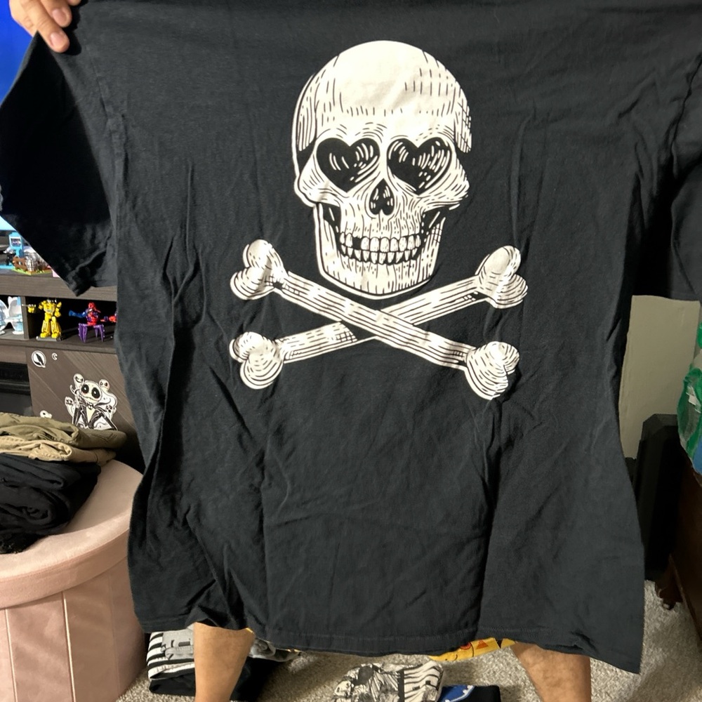 Hot Topic Black T-Shirt with White Skull and Crossbones Graphic